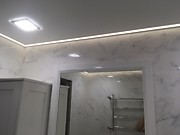 Натяжной потолок с контурной подсветкой
